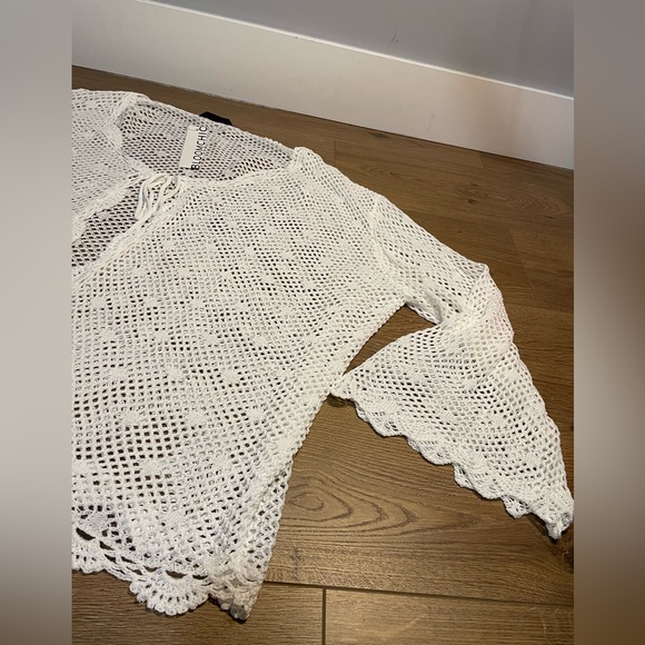 BloomChic NEW NWT Pointelle Knit Tie Lace Panel Bell Sleeve White Cardigan 22-24 - Picture 5 of 7